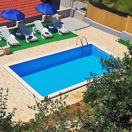 Holiday Home Dijamant Kucice Экстерьер фото