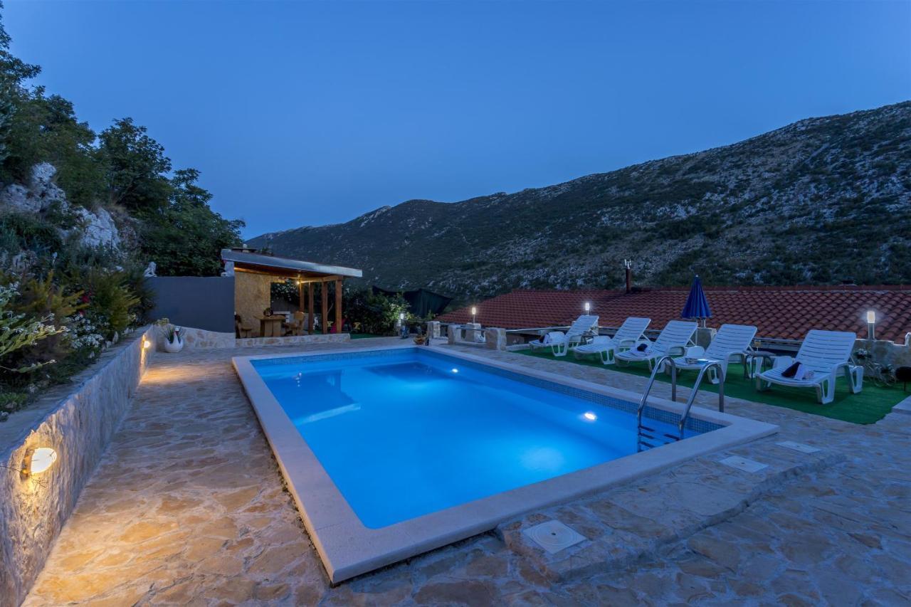 Holiday Home Dijamant Kucice Экстерьер фото