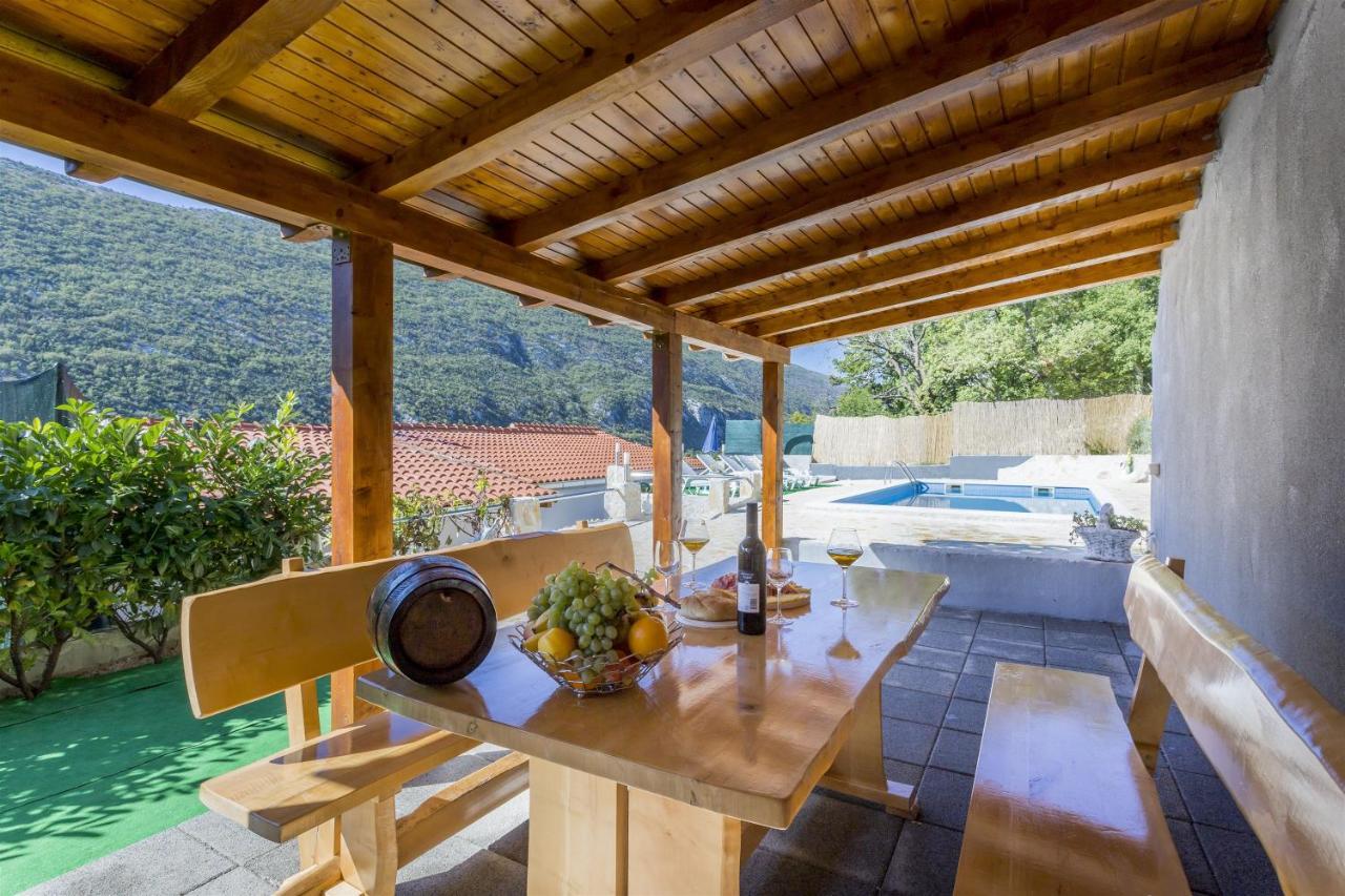 Holiday Home Dijamant Kucice Экстерьер фото