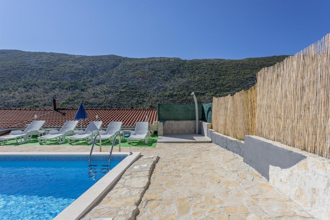 Holiday Home Dijamant Kucice Экстерьер фото