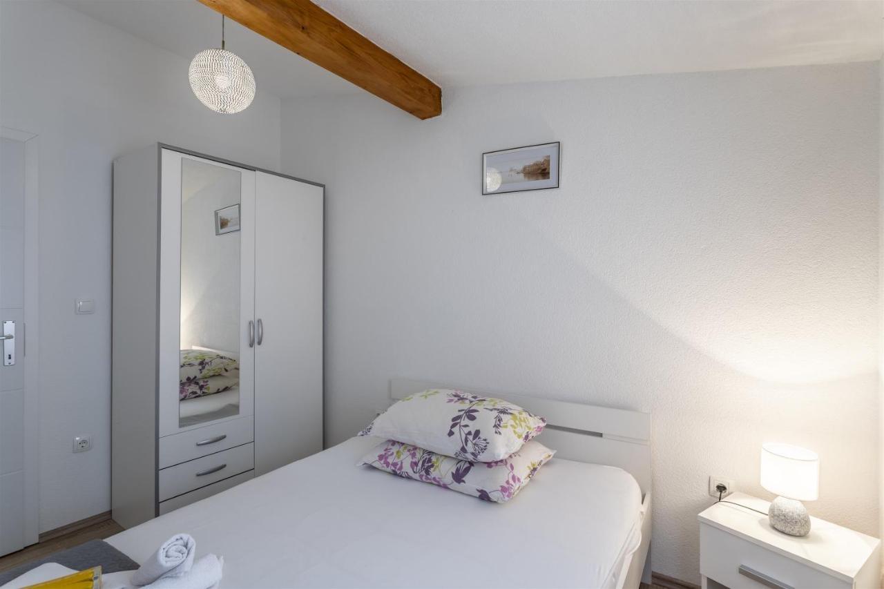 Holiday Home Dijamant Kucice Экстерьер фото