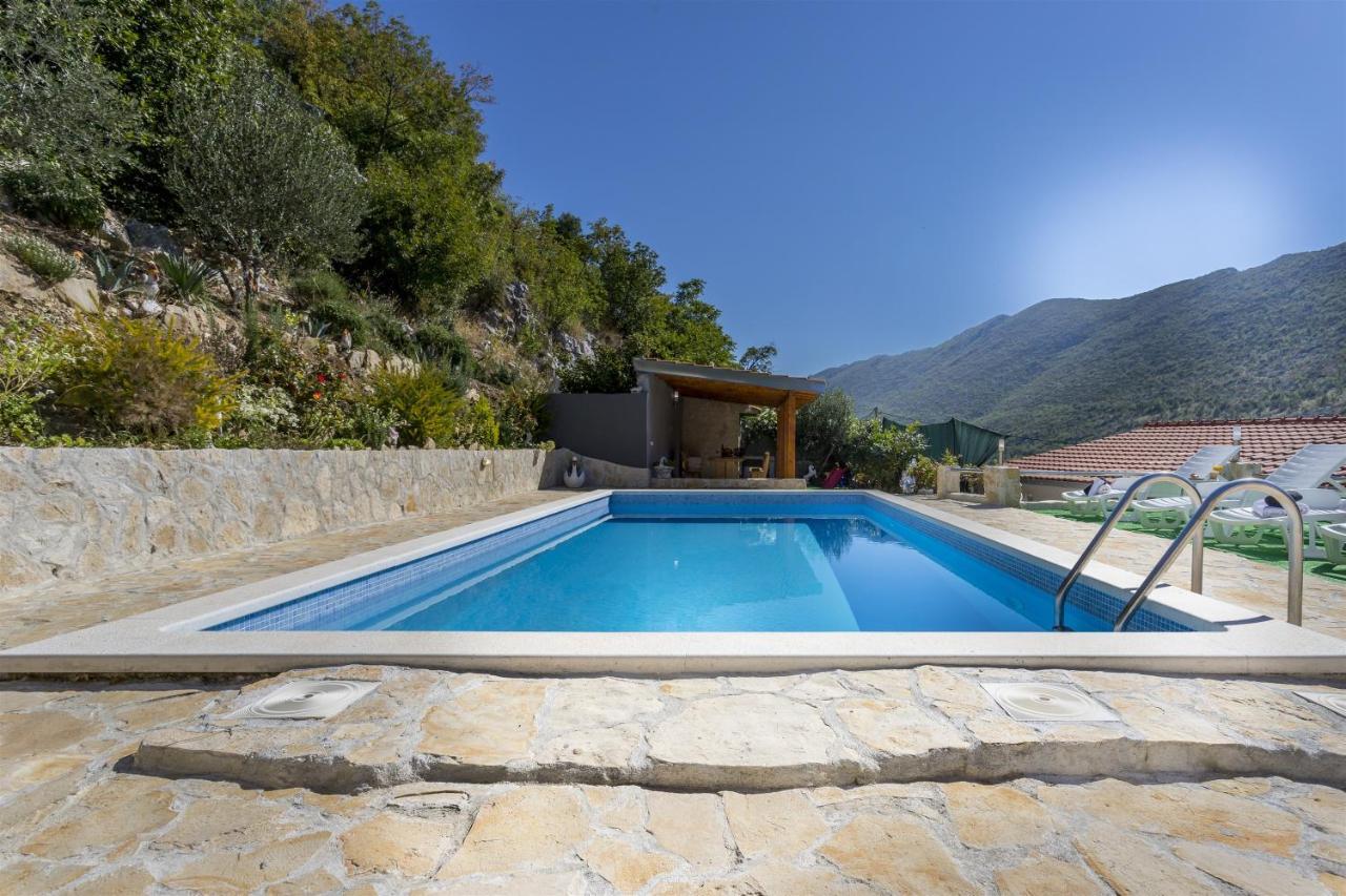 Holiday Home Dijamant Kucice Экстерьер фото