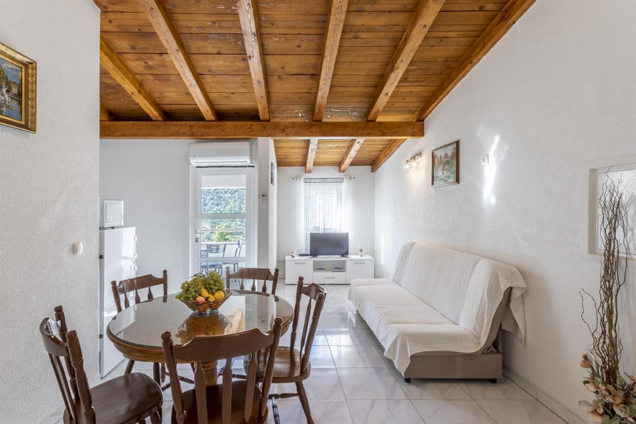 Holiday Home Dijamant Kucice Экстерьер фото