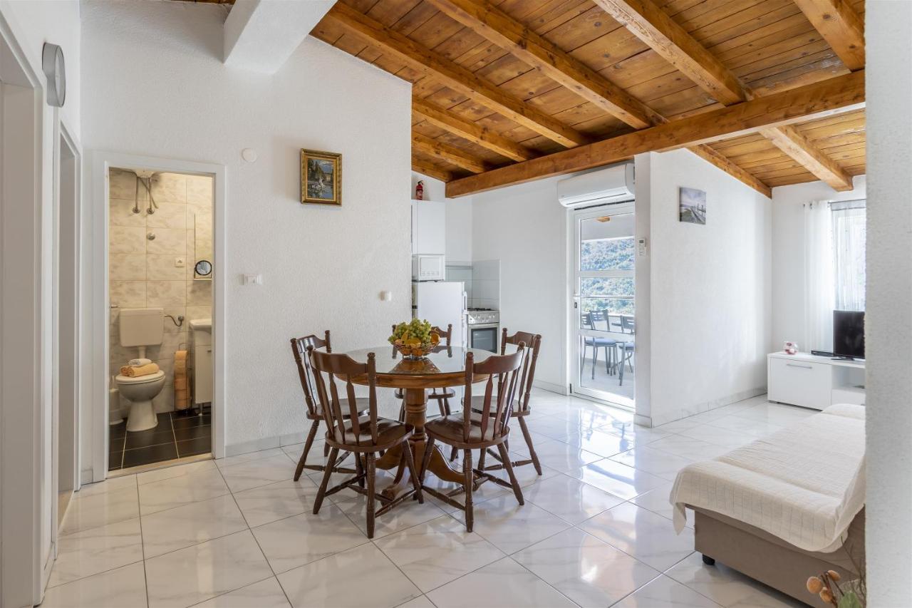 Holiday Home Dijamant Kucice Экстерьер фото